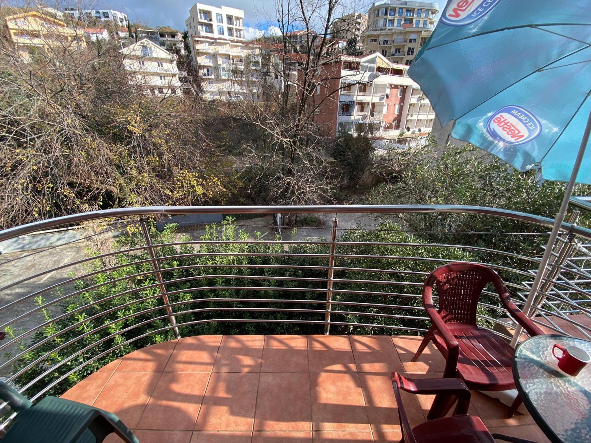 Markovic Aparthotel - Budva Becici Hotel ภายนอก รูปภาพ