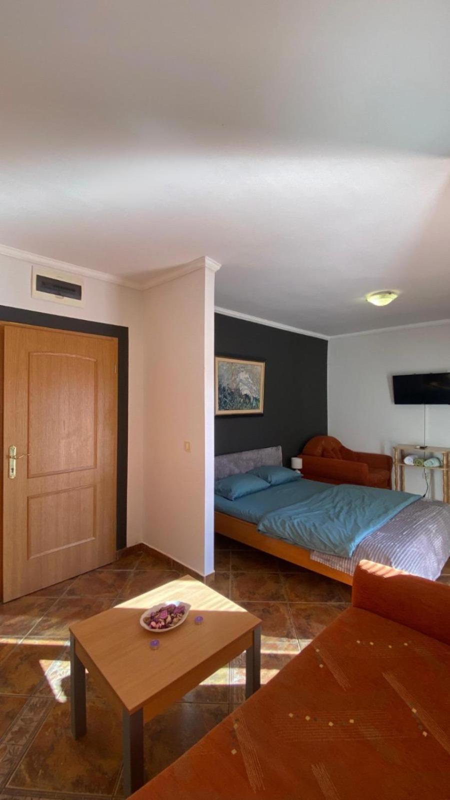 Markovic Aparthotel - Budva Becici Hotel ภายนอก รูปภาพ