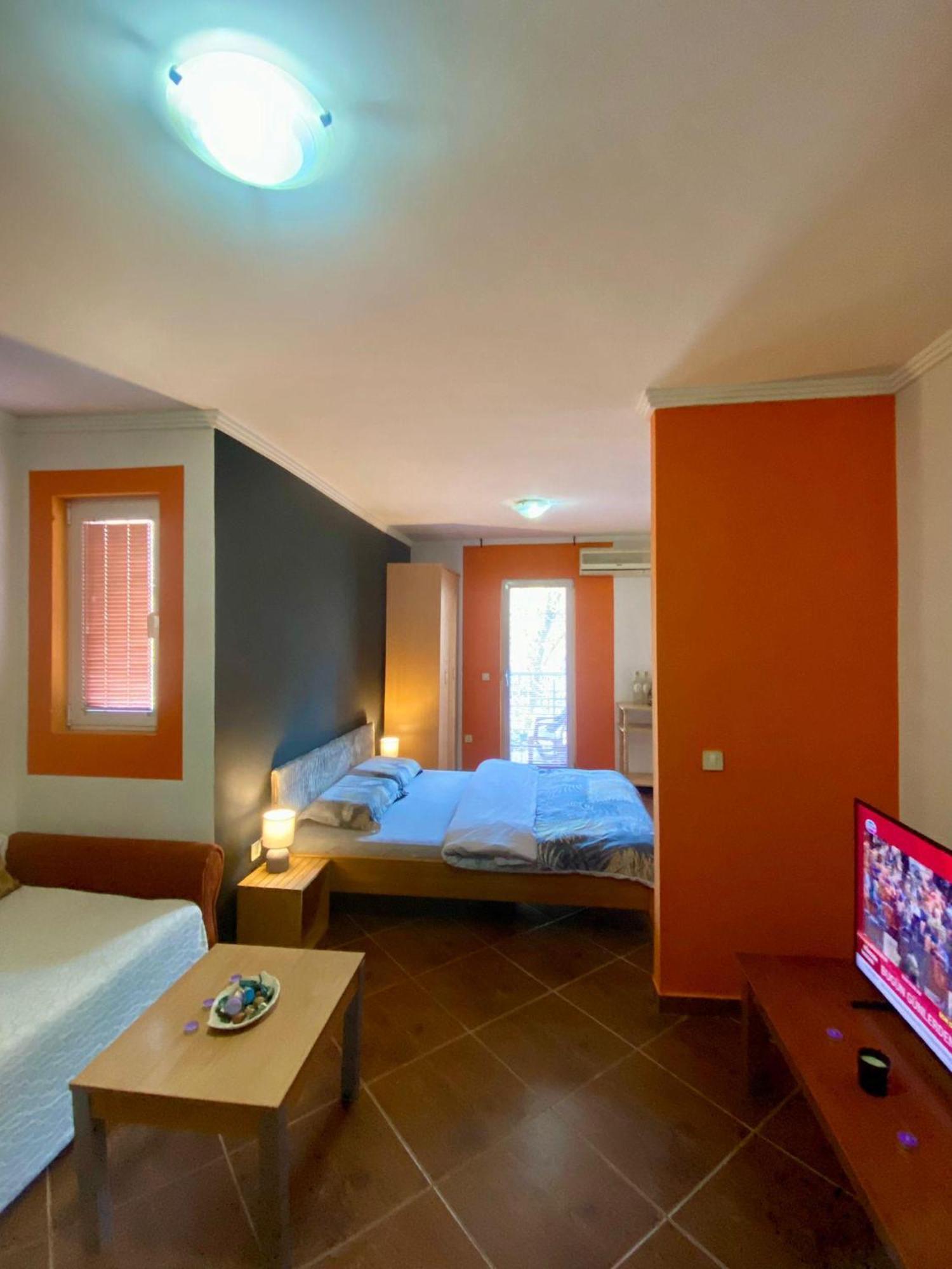 Markovic Aparthotel - Budva Becici Hotel ภายนอก รูปภาพ