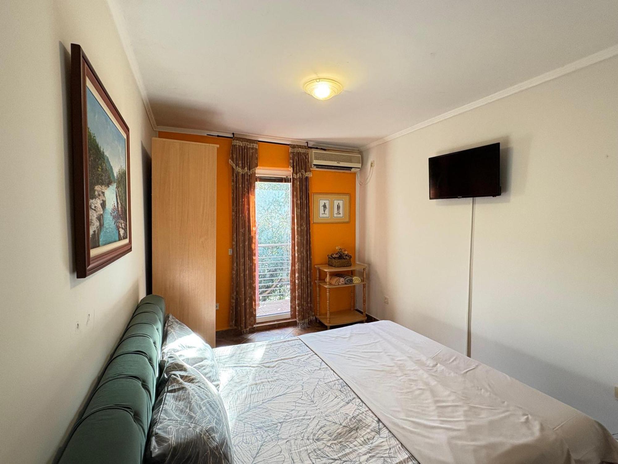 Markovic Aparthotel - Budva Becici Hotel ภายนอก รูปภาพ
